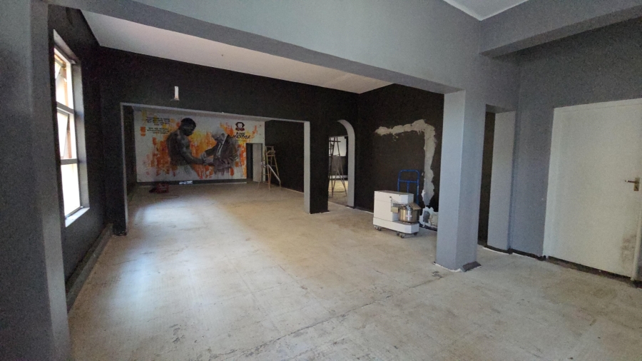 To Let commercial Property for Rent in Salt River Western Cape